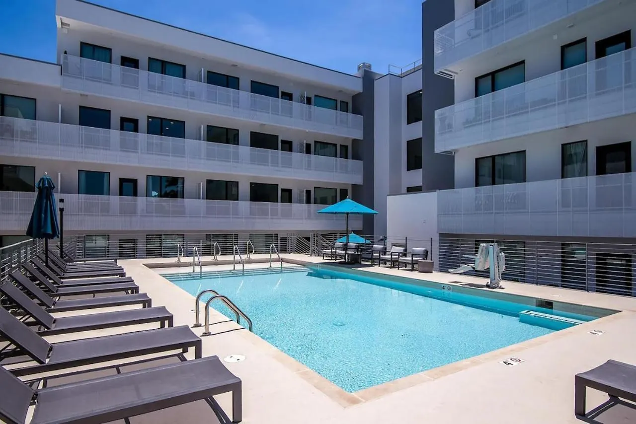 Unique Nashville Condo With Pool, Patio, Parking 미국