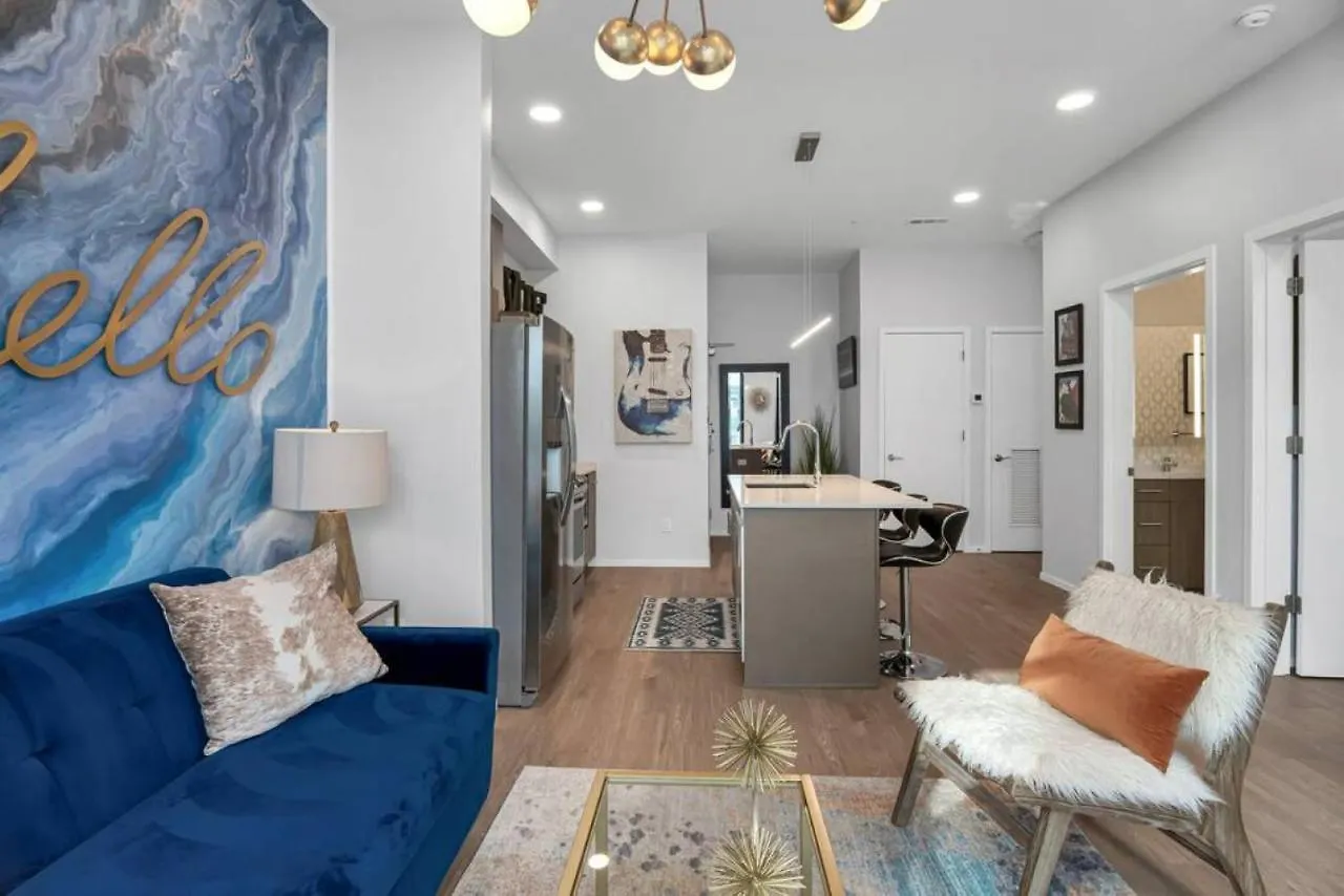 Unique Nashville Condo With Pool, Patio, Parking 0*,  미국