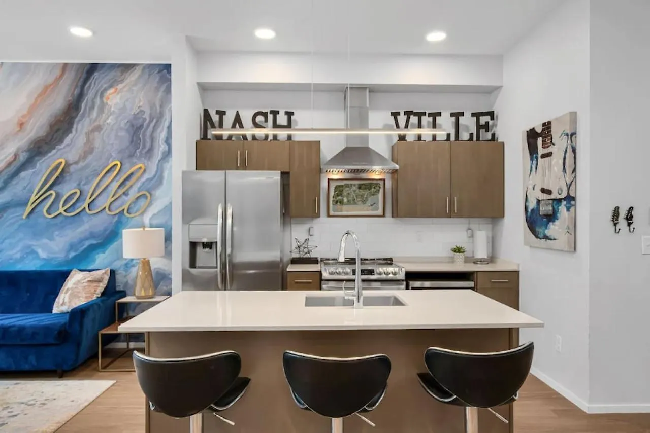 펜션 Unique Nashville Condo With Pool, Patio, Parking