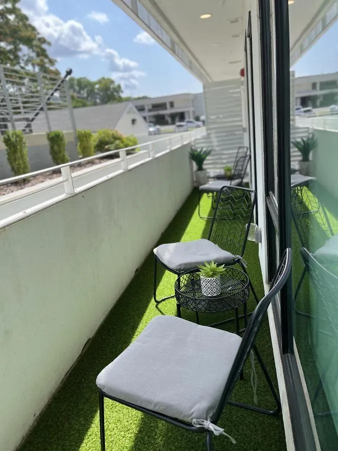 펜션 Unique Nashville Condo With Pool, Patio, Parking