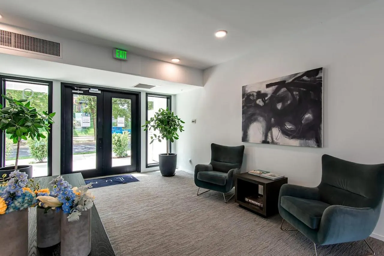 펜션 Unique Nashville Condo With Pool, Patio, Parking