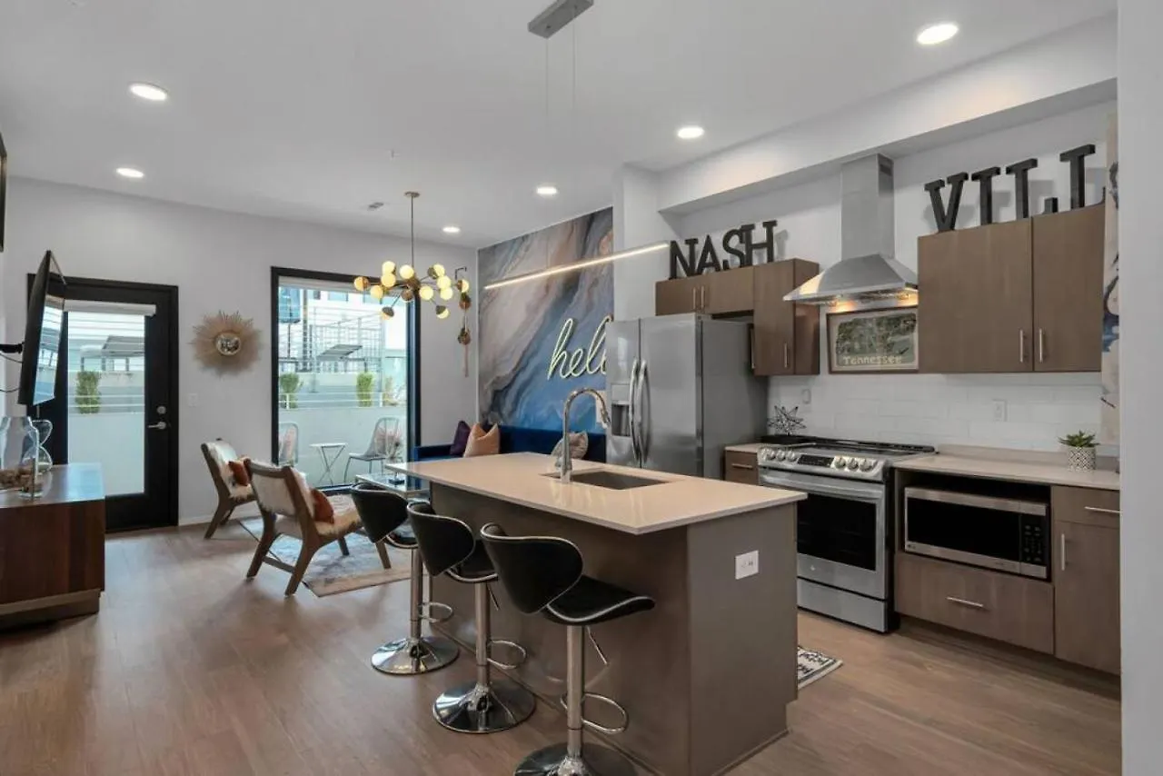 펜션 Unique Nashville Condo With Pool, Patio, Parking