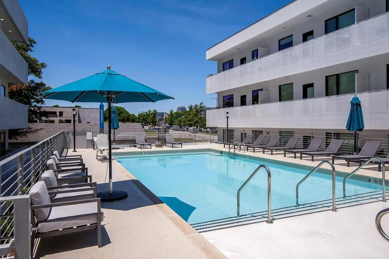 Unique Nashville Condo With Pool, Patio, Parking 0*,